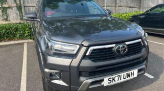 2021 Toyota Hilux 2.8 HI-Lux Invincible D-4D 4WD Double Cab Auto 4WD 5dr